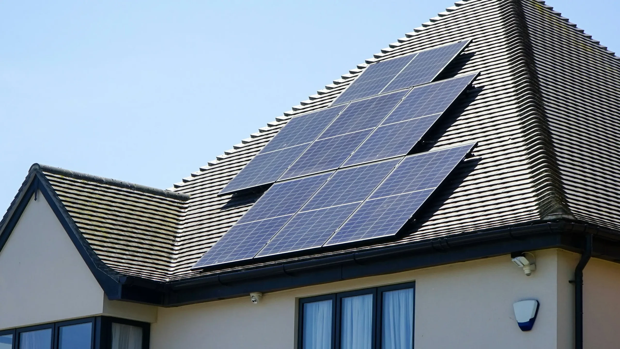 Alemanha prepara nova taxa solar; donos de imóveis com painéis fotovoltaicos entram na conta