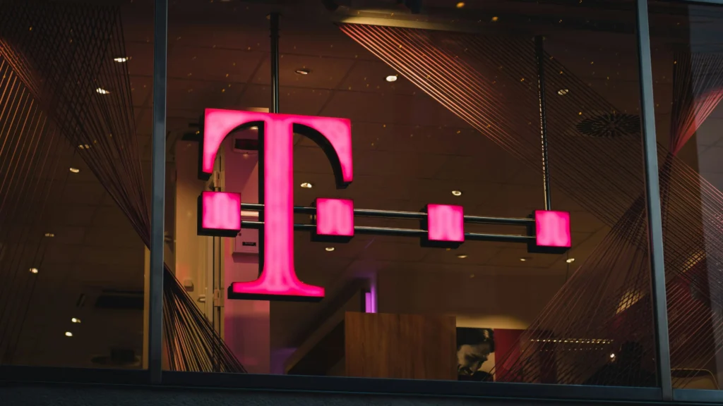 Telekom corta preço e entrega DSL de 100 Mbit/s por menos de 30 euros ao mês